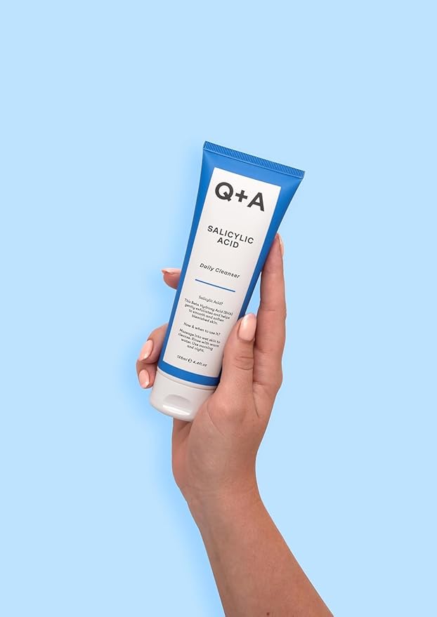 Q+A Salicylic Acid Daily Cleanser – Exfoliating Face Wash for Clear Skin, Targets Breakouts & Pore Congestion, Hydrating with Betaine & Allantoin, Vegan & Cruelty-Free, Made in UK, 125ml