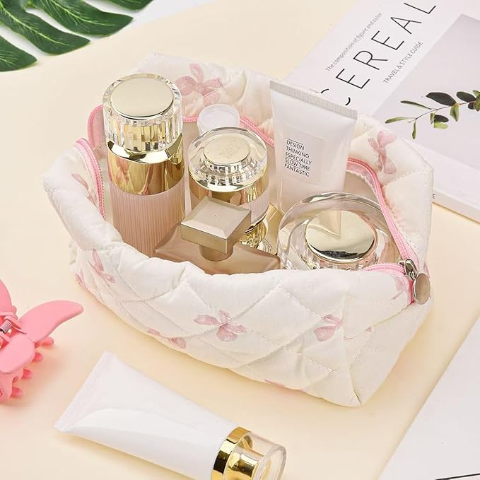Floral Makeup Bag,Floral Quilted Make Up Bag,Large Cosmetic Bag,Fashionable Travel Makeup Pouch, Cute Portable Storage Bag,Puffy Coquette Makeup Bag, Attractive Quilted Pouch