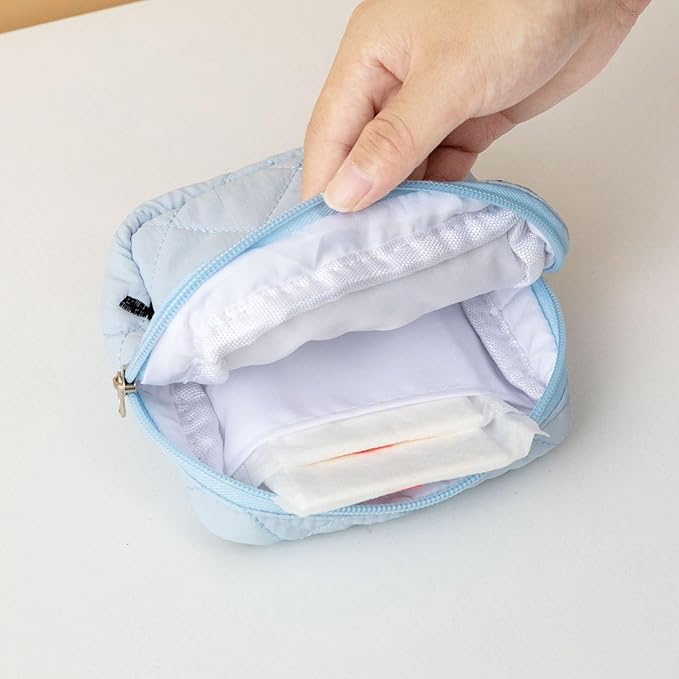Storage Bags，Butterfly Knot Sanitary Pad Storage Organiser Portable Feminine Hygiene Holder Tampon Organiser for Travel and Daily Use