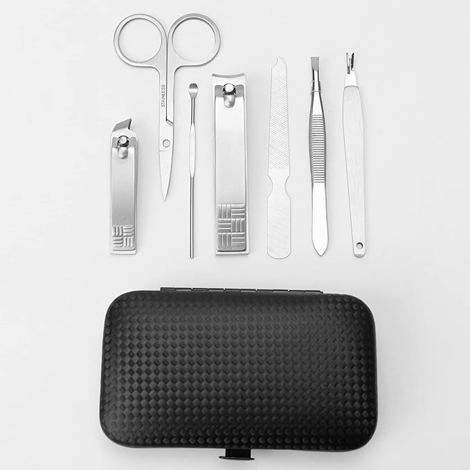 Manicure Set Nail Clippers Pedicure Kit,7 In 1 Pieces Stainless Steel Manicure Kit,Easter Basket Stuffers,Personal Care Manicure Pedicure Set,Nail Care Tools Luxurious Travel Case Sliver