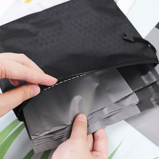 Tuciyke Sanitary Napkin Disposal Bags Pack of 200,Sanitary Disposal Bags Gray Opaque Bags 5x8 inches Feminine Personal Disposal Bags For Tampons,Sanitary Pads,Sanitary Liners(with 2pcs Storage Bag)