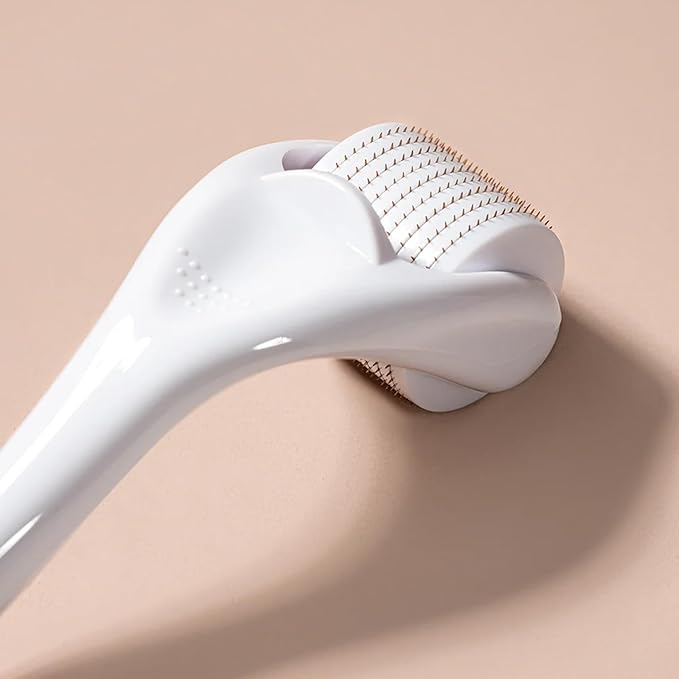 ROSELYNBOUTIQUE Derma Roller for Hair Beard Facial Skin Face 540 Microneedles At-Home Beauty Instrument Holiday-Gift for Men Women(White)