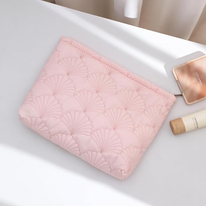 uekeboag Pink Quilted Cotton Makeup Pouch,Coquette Quilted Toiletry Bag for Women and Girls, Floral Coquette Organizer Bag, Aesthetic Travel Cosmetic Bags(Pink Shells)