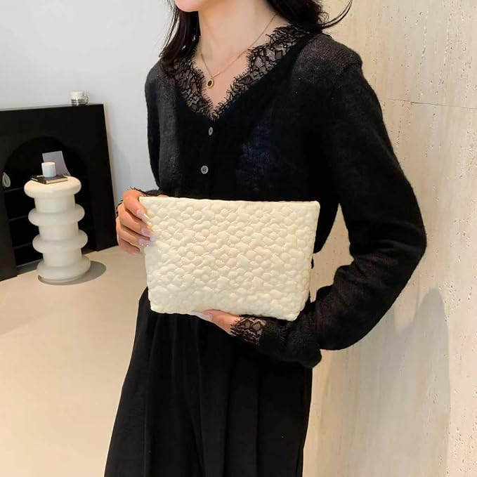 Puffy Quilted Makeup Bag, Cosmetic Bag, Travel Toiletry Organizer Pouch, Clutch for Wom (White Flower)