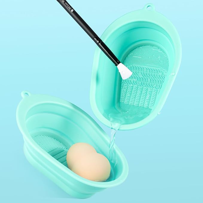 DUcare Foldable Silicone Makeup Brush Cleaner Bowl Portable Cleaning Tool for Brushes, Powder Puffs, and Sponges (Green)