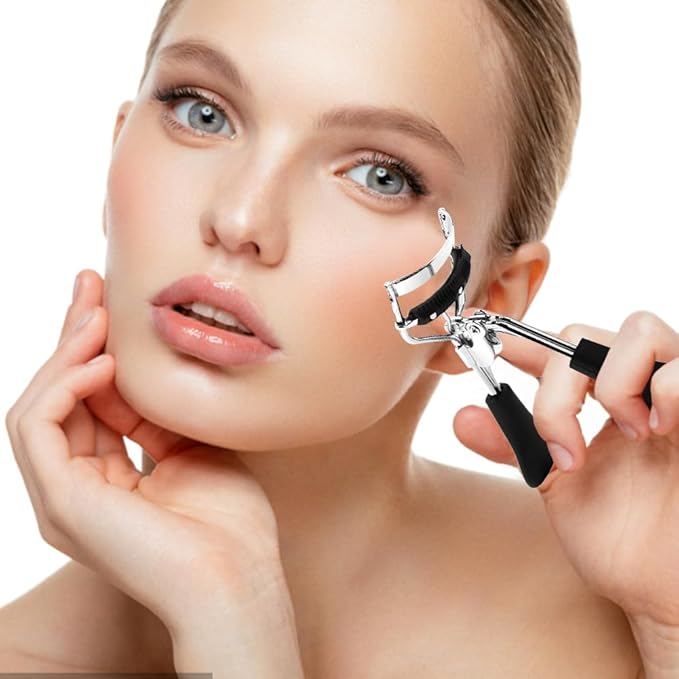 Eye Lash Curler with 6PCS Extra Replacement Strips, Professional Makeup Tool for Eyelashes, Easy & Comfortable to Grip and Use Metal Eyelash Curler(Color:Black)
