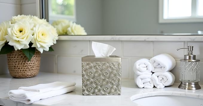 Hymmah Modern Square Tissue Box Cover Holder,Bathroom Accessories Decor Unique Design Tissue Box Cover for Bathroom Vanity Counter Tops Also Great for Bedrooms and Living Rooms (Gold)