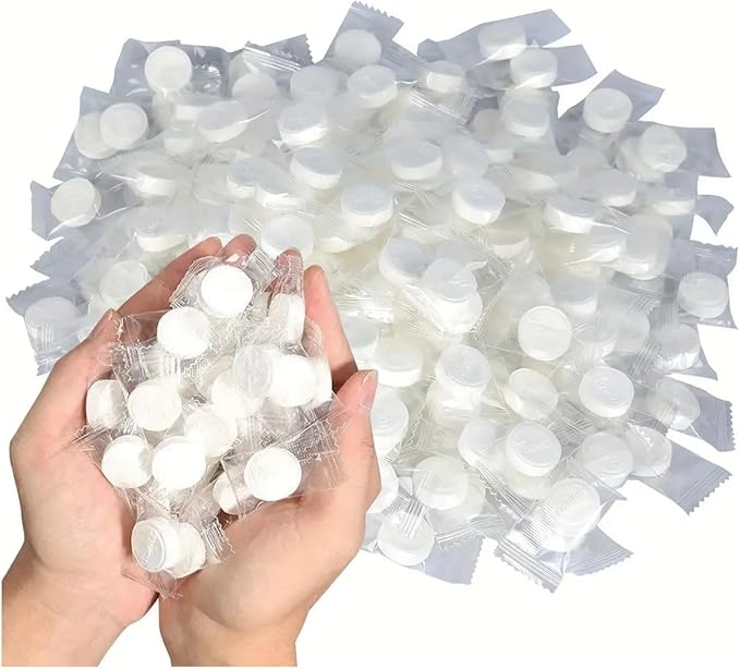 Puppyparagraph Compressed Towel Tablets, portable disposable compressed Face Towels,Mini Compressed Towel Highly Absorbent Compression Face Towels for Travel, Hiking, Camping (100PCS)