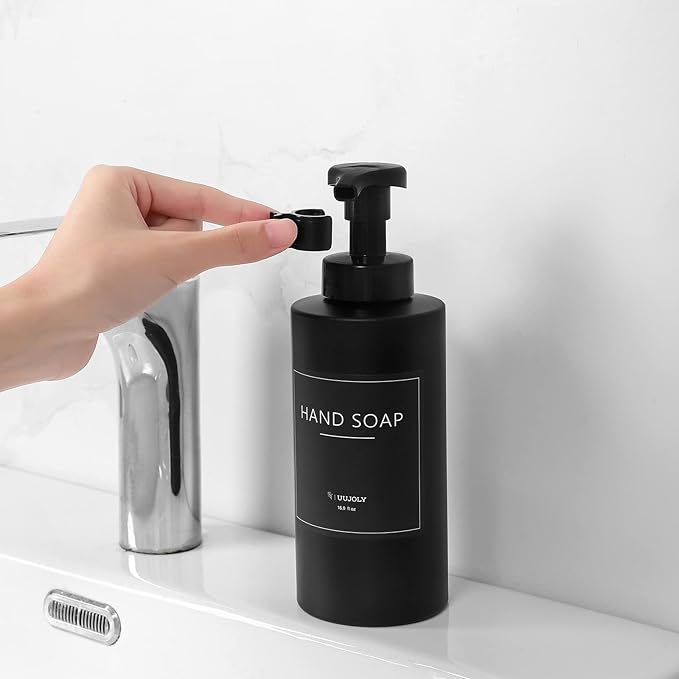 UUJOLY Foaming Soap Dispenser, 17 OZ Refillable Plastic Soap Pump Bottle for Liquid Soap, Shampoo, Body Wash, 2 Pcs, Black