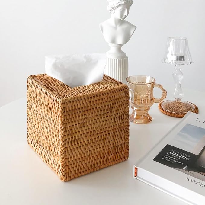 Rattan Tissue Box Cover Square, Wicker Tissue Box Holder, Decorative Woven Facial Tissue Holder for Bathroom, Kitchen, Living Room, Bedroom (Natural)