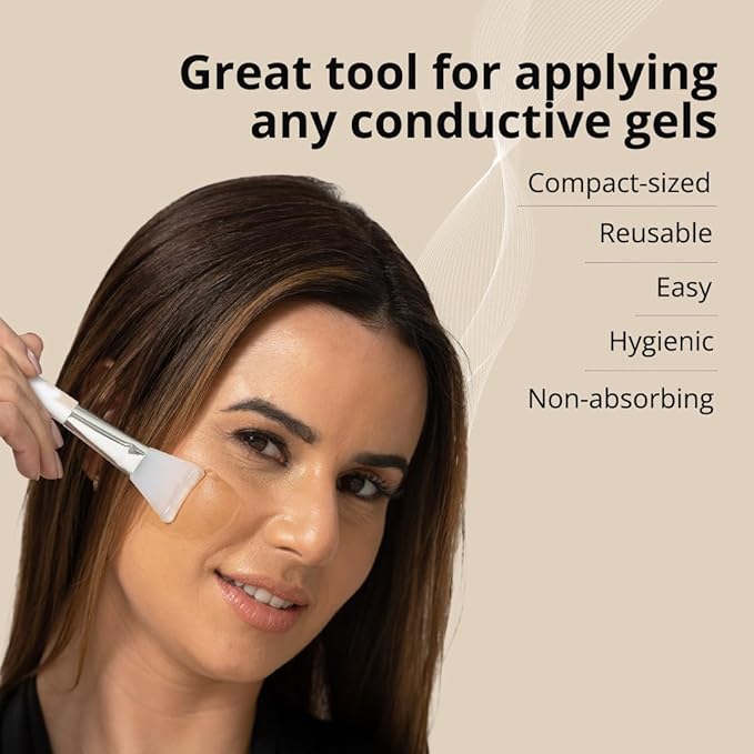MyoLift 7eWellness Applicator Silicon Brush - Mask applicator brush for Facial Skincare, Reusable brush for the Anti Aging mask, Soft & Durable Face Mask Applicator for gels, DIY masks, easy-to-clean