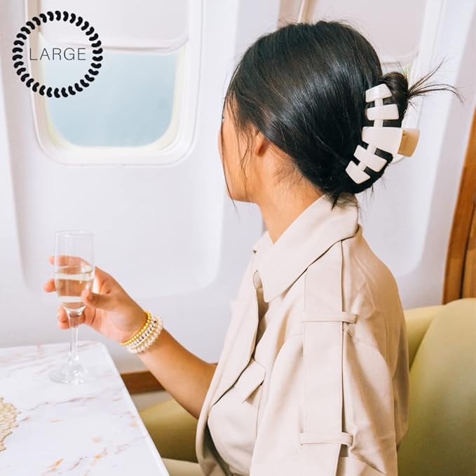 TELETIES - Large Hair Clip - Strong Grip, Bendable Teeth, Comfortable Curved Design - Ideal for Thick Hair - For All Hair Textures - Jet Black