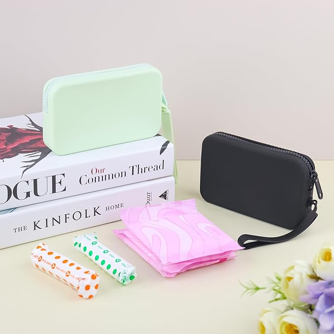 Silicone Period Bags, 2 Pcs Tampon Holder for Purse with Zipper & Handle, Sanitary Napkin Storage Bag for Purse, Keeping Discreet Feminine Products, Black and Green