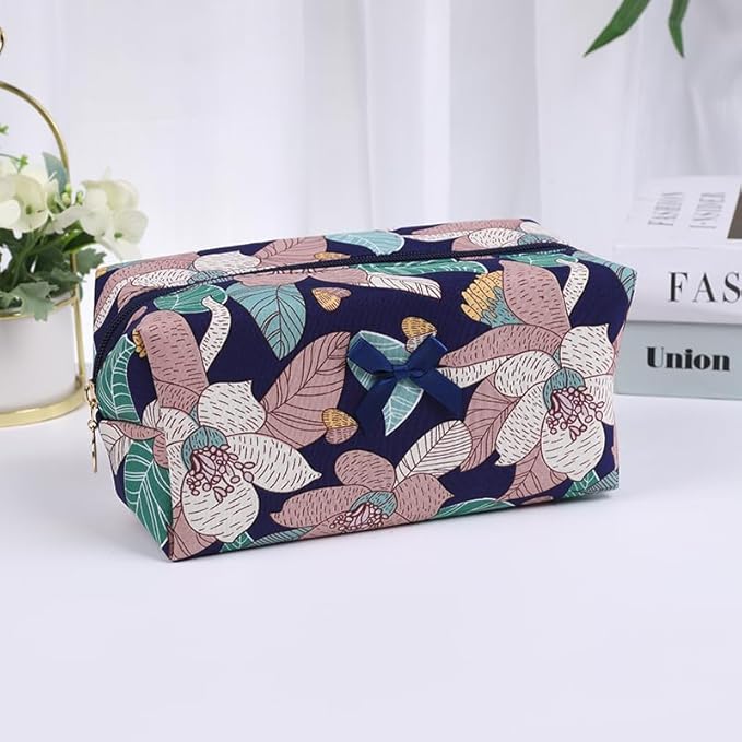 Floral Quilted Cotton Makeup Bag for Women, Large Capacity Travel Cosmetic Pouch with Zipper, Cute Toiletry & Brush Organizer, Kawaii Makeup Storage Case – Navy Big Floral