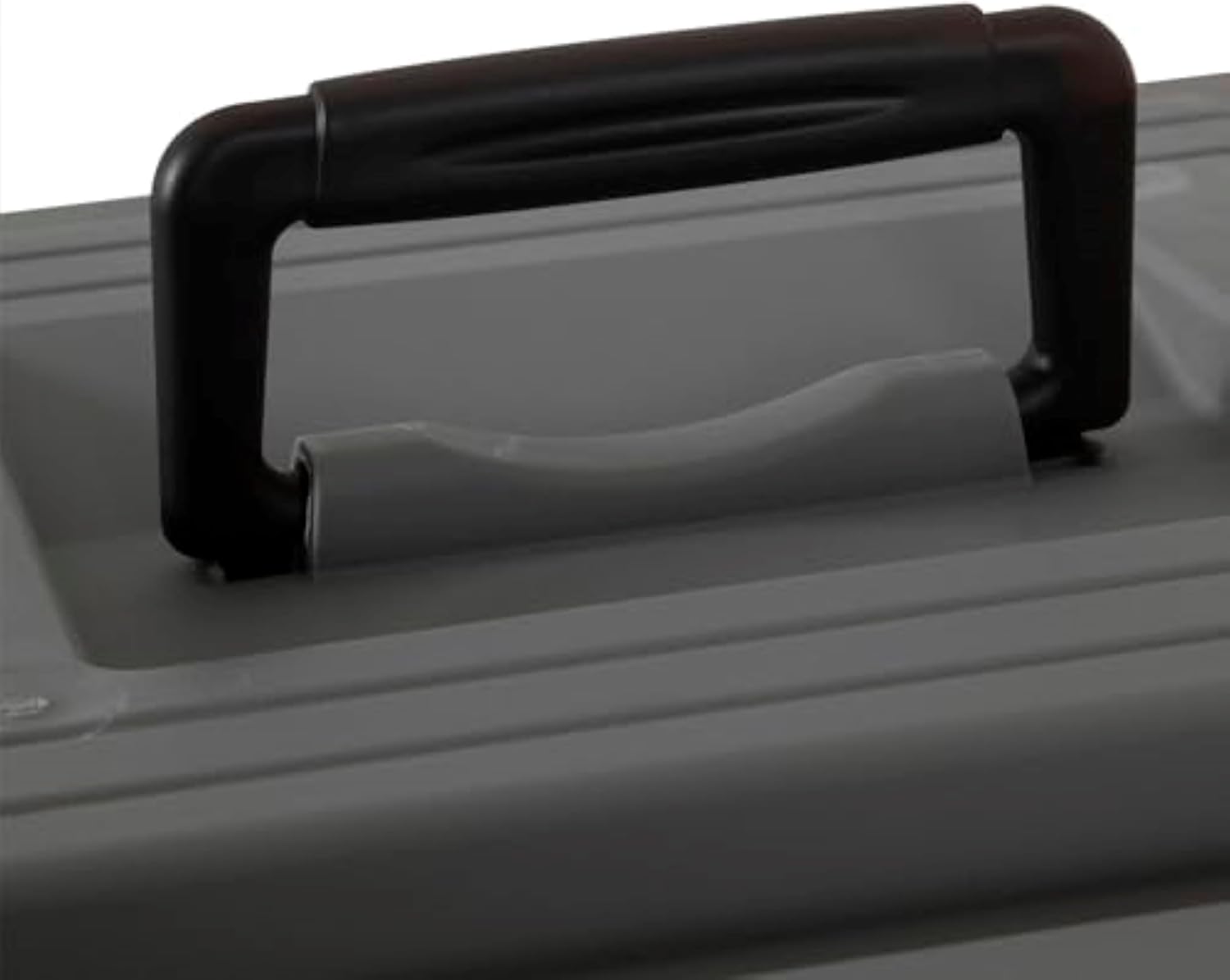 Petmate Sky Kennel - For Air and Travel, Airline Compliant Dog Crate for Pets up 15-30 lbs, Heavy Duty Dog Kennel, Made in the USA- 28 Inches