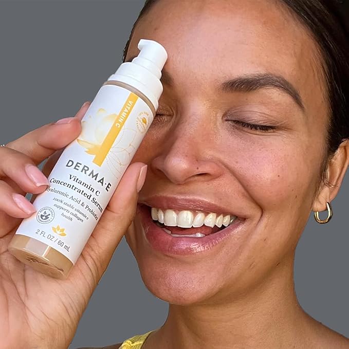 DERMA E Vitamin C Concentrated Serum, 2 Oz, with Hyaluronic Acid, Vitamin E & Aloe, All Natural, Antioxidant-Rich Concentrated Formula, Hydrating & Brightening Vitamin C Face Serum