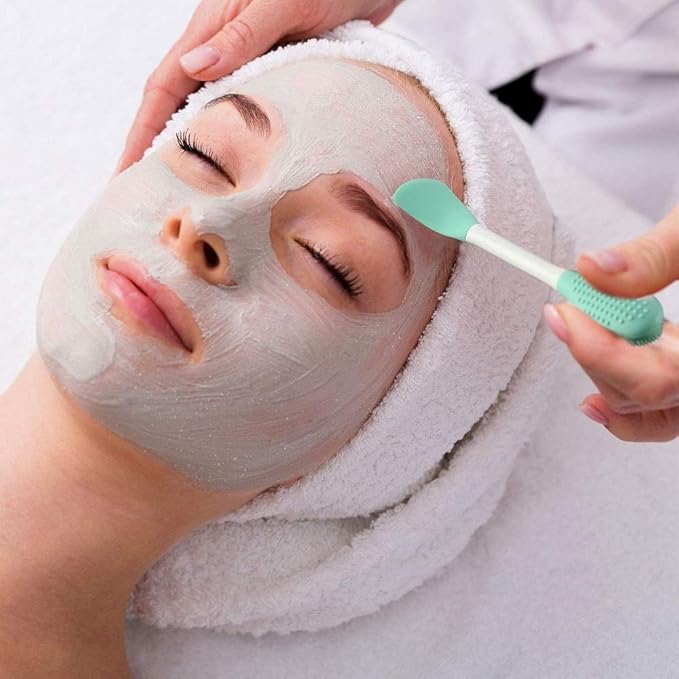 Silicone Brushes,Double-Ended Silicone Face Mask Brush,Facial Cleansing Brush, Premium Soft Facial Masks Other Skin Care Applicator Tool for Cream, Body Lotion,Moisturizer (4PCS Multicolor)