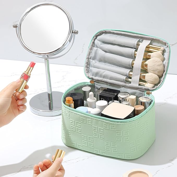 Meiyuuo Makeup Bag Large Cosmetic Bags for Women Girls Cute Travel Zipper Pouch Toiletry Organizer for Beauty Essentials Waterproof (Light Green)