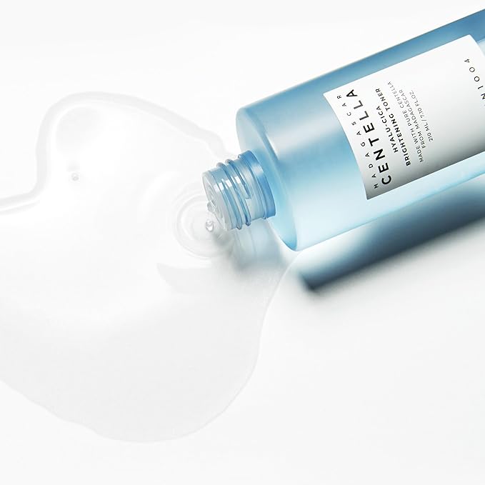 SKIN1004 Hyalu-Cica Balancing Toner, Korean Toner for Deep Hydration with Hyaluronic Acid, Centella Toner for Soothing care, Gentle Exfoliating for Skin Firming, Korean Skin Care, 7.10 fl.oz / 210ml
