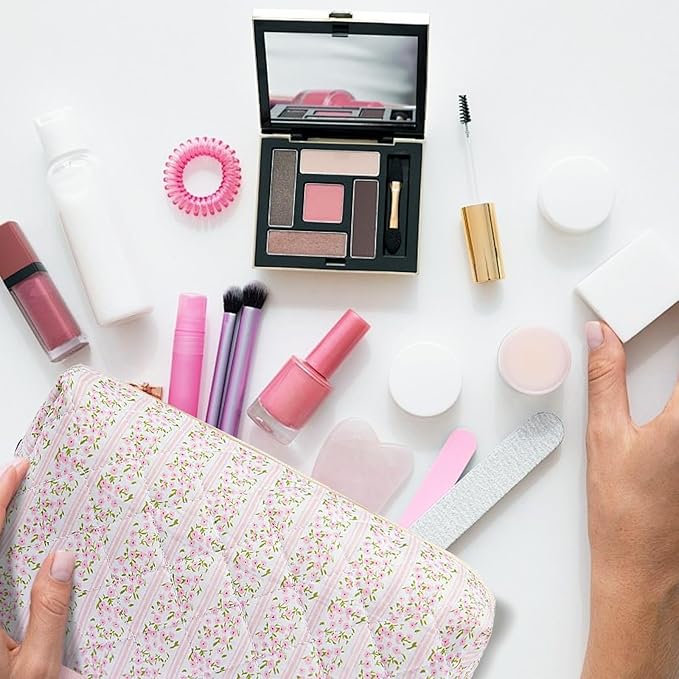Floral Makeup Bag, Cute Cosmetic Bag for Women Girls, Quilted Cotton Make up Pouch, Travel Makeup Bags, Portable Storage Toiletry Organizer Bag(Pink Floral)