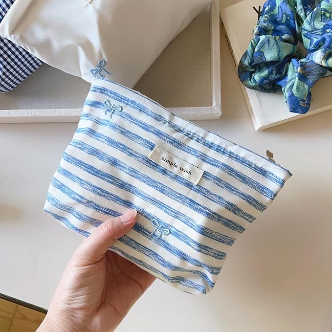 Wudygirl Makeup Bag Travel Cosmetic Bag for Women Small Makeup Pouch Zipper Cosmetic Pouch Handbag Aesthetic (Striped Bow)