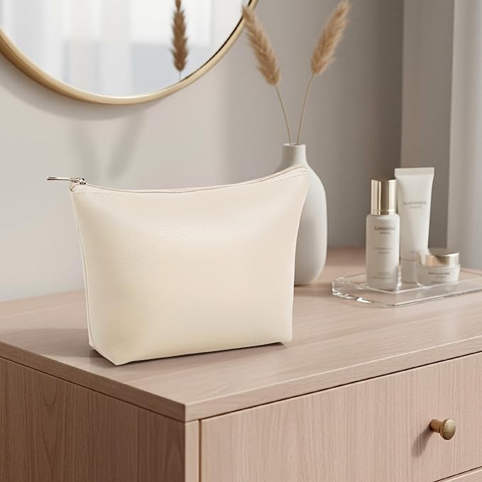 Kigeli PU Leather Makeup Bag for Women Gift Cosmetic Pouch for Purse Waterproof with PU Leather Travel Toiletry Organizer with Zipper for Women Bridesmaid Friend Gift(White)
