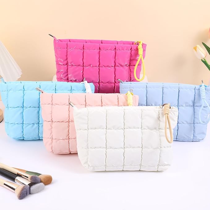Puffer Quilted Makeup Bag Travel Cosmetic Bag Portable Puffy Checkered Toiletry Pouch Skincare Organizer Purse Pencil Case (Silver)