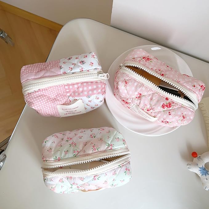 2 Pieces Floral Makeup Bag, Cute Travel Quilted Cotton Small Cosmetic Bag Organizer, Coquette Aesthetic Preppy Pouch Purse Toiletry Bag for Women Girls accessories