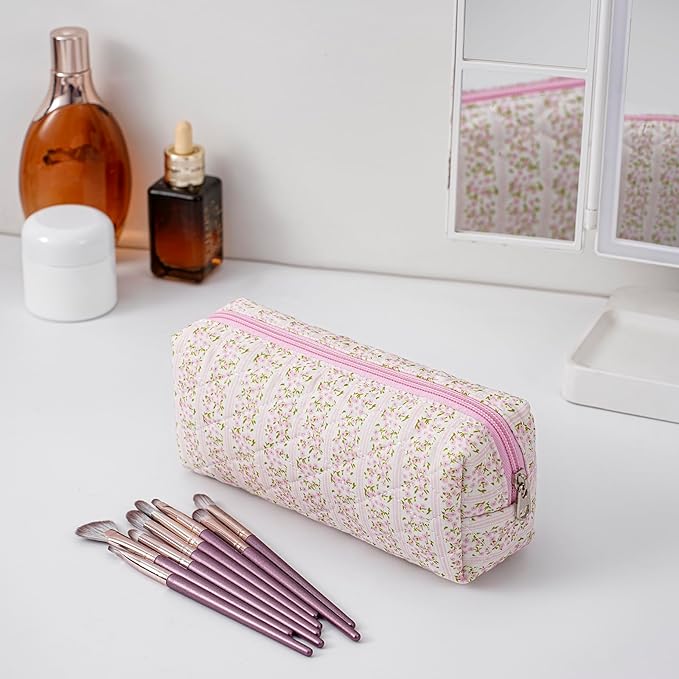 Cute Floral Cotton Makeup Brush Cosmetic Bag for Women, Travel Quilted Zipper Make Up Bag, Flowers Toiletry Organizer Case Kawaii Makeup Cosmetic Travel Cloth Pouch (Pink Floral)
