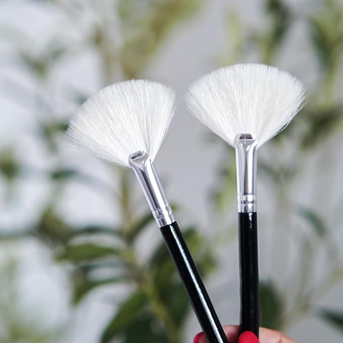 Soft Fluffy Goat Hair Professional Facial Esthetician Brushes (Black)