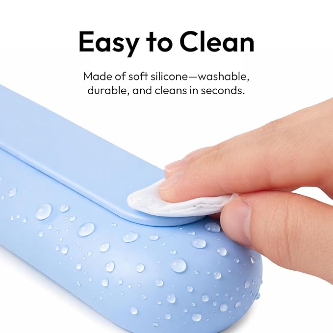 ÉCLAT Silicone Makeup Brush Holder Travel, 3 in 1 Portable Bag With Anti-Fall Out Magnetic Closure & Cleaner Mat Case, Soft Cosmetic Tool Organizer Pouch Keeps Brushes Clean & Dust Free (Blue)