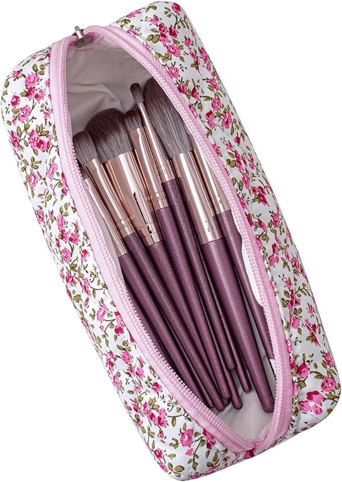 Cute Floral Cotton Makeup Brush Cosmetic Bag for Women, Travel Quilted Zipper Make Up Bag, Flowers Toiletry Organizer Case Kawaii Makeup Cosmetic Travel Cloth Pouch (Blue+Red Floral)