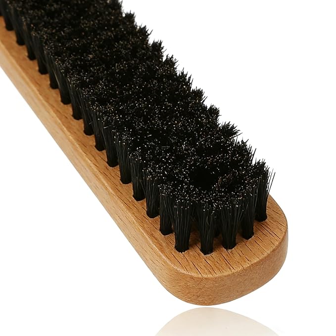Men's Boar Bristle Hair Brush, Natural Wood Handle Grooming Brush for Daily Styling, Beard & Hair Detangling, Perfect for Pompadour & Slick Back Hairstyles