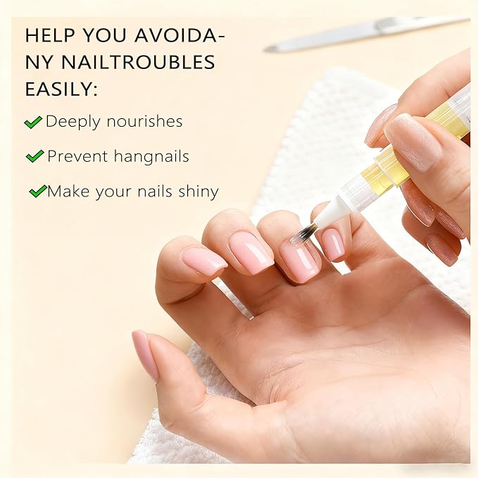 Cuticle Oil Pens - Light Scents Nail Oil Pen for Growth and Strength, Nail Care Mini Vitamins Oil Set with Natural Ingredients, Cutical Repair Bulk for Women Manicure (3 Random Scents)