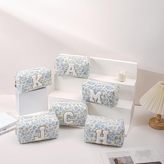 JOVAKIT Alphabet Makeup Bag Cosmetic Bag for Women, Christmas Gifts for Girls Age 6-18, Floral Flowers Coquette Travel Toiletry Zipper Make Up Pouch Organizer Trendy Stuff (Blue Floral R)
