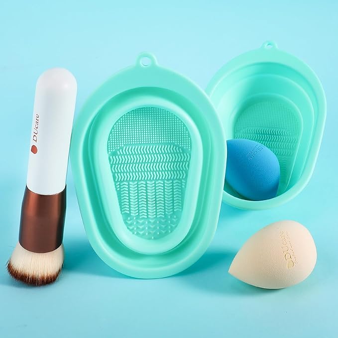 DUcare Foldable Silicone Makeup Brush Cleaner Bowl Portable Cleaning Tool for Brushes, Powder Puffs, and Sponges (Green)