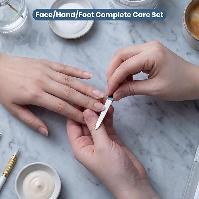 Portable Manicure Kit for Women and Men, 5 PCS/Set Professional Nail Clipper Set Stainless Steel Manicure Pedicure Kit with Nail File and PU Leather Case, Grooming Tools for Home Travel