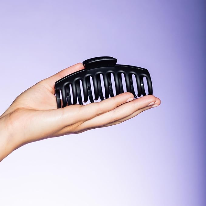 Gimme Beauty Thick Hair Claw Clips - Durable, No-Slip Design for Curly & Textured Hair - Made from Strong & Break-Resistant Recycled Plastic - Black & Tortoise