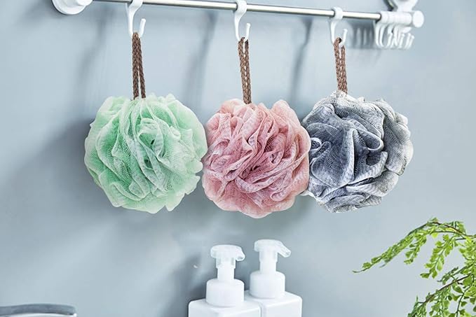 Loofah Sponge Pack of 4, Deep Cleansing Body Scrubber for Shower, Exfoliating Bath Sponge with Handle for Women and Men (001, 50g)