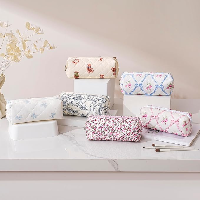 Cute Floral Cotton Makeup Brush Cosmetic Bag for Women, Travel Quilted Zipper Make Up Bag, Flowers Toiletry Organizer Case Kawaii Makeup Cosmetic Travel Cloth Pouch (Pink+Blue Floral)
