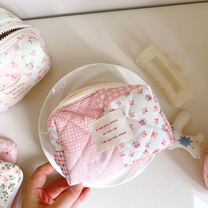 Floral Makeup Bag Pink Small Cotton Quilted Cosmetic Bag Organizer, Aesthetic Cottagecore Preppy Portable Pouch Purse Toiletry Bag for Women Girls Travel accessories