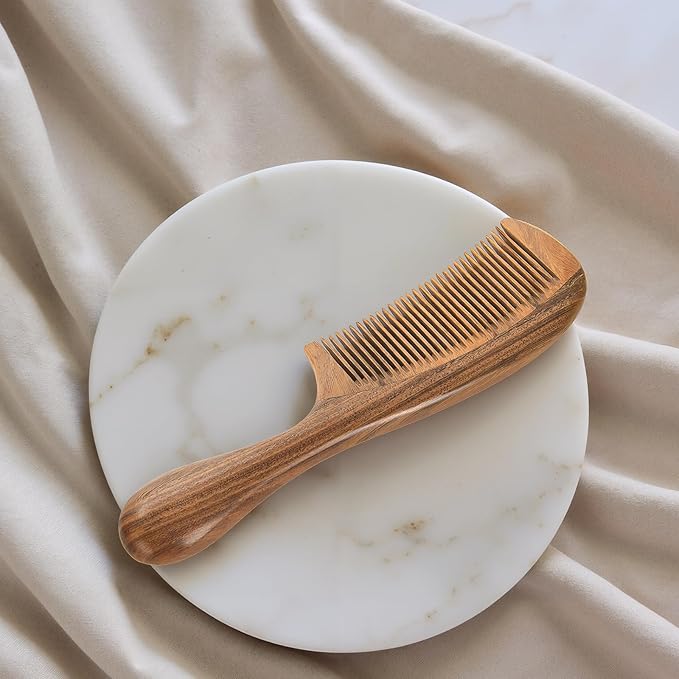 Onedor Handmade 100% Natural Green Sandalwood Hair Combs - Anti-Static Sandalwood Scent Natural Hair Detangler Wooden Comb (Fine Tooth)