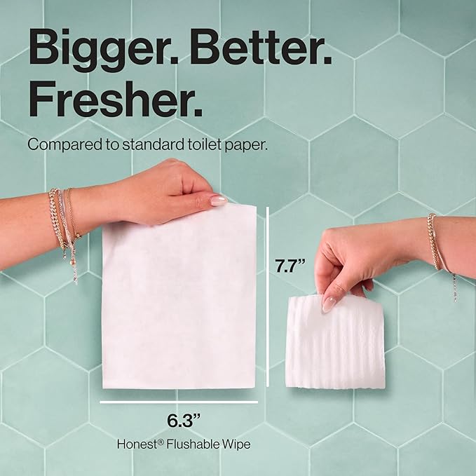 The Honest Company Hypoallergenic Flushable Wipes for Sensitive Skin, Tropical Leaves,42 Count (Pack of 16)
