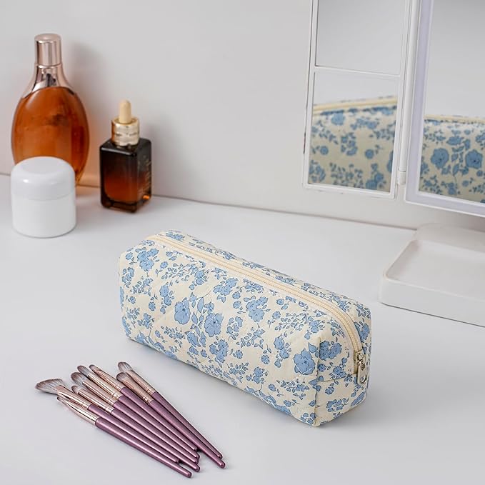 Cute Floral Cotton Makeup Brush Cosmetic Bag for Women, Travel Quilted Zipper Make Up Bag, Flowers Toiletry Organizer Case Kawaii Makeup Cosmetic Travel Cloth Pouch (Blue+Navy Blue)