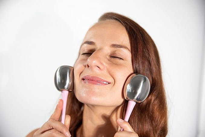 Facial Roller Unbreakable Stainless Steel Cryo Globes Magic Cooling Beauty Facial Sticks for Face, Neck & Body Cryo Sticks Cold Roller for face Puffiness Wrinkles