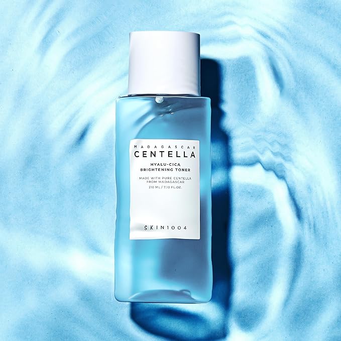 SKIN1004 Hyalu-Cica Balancing Toner, Korean Toner for Deep Hydration with Hyaluronic Acid, Centella Toner for Soothing care, Gentle Exfoliating for Skin Firming, Korean Skin Care, 7.10 fl.oz / 210ml