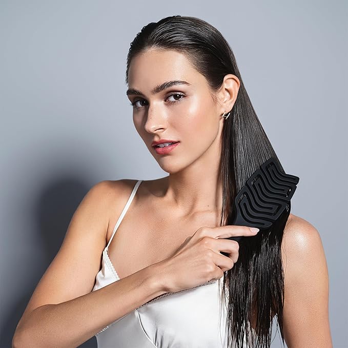 The Hair Edit Detangle & Massage Brush Wet & Dry Brush With Ergonomic Paddle, Non Slip Grip Scalp Massager with Soft Flexible Bristles, Anti-Breakage Hairbrush for Thick, Curly, Straight, Fine Hair