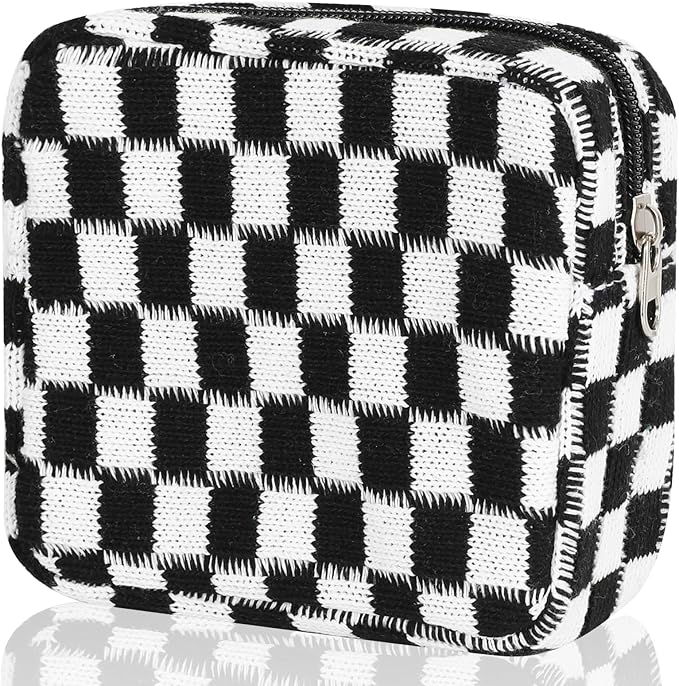 Sanitary Napkin Storage Bag, Menstrual Pad Zipper Checkered Portable Period Bag Panty Liners, Tampon Storage Pouch for Women Ladies Daily Use Storage Purse Travel
