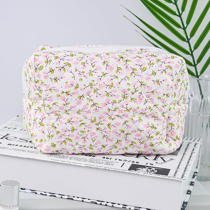 Quilted Makeup Bag Floral Cotton Make up Bag Puffy Coquette Makeup pouch Aesthetic Cute Travel Toiletry Bag for Women Girls