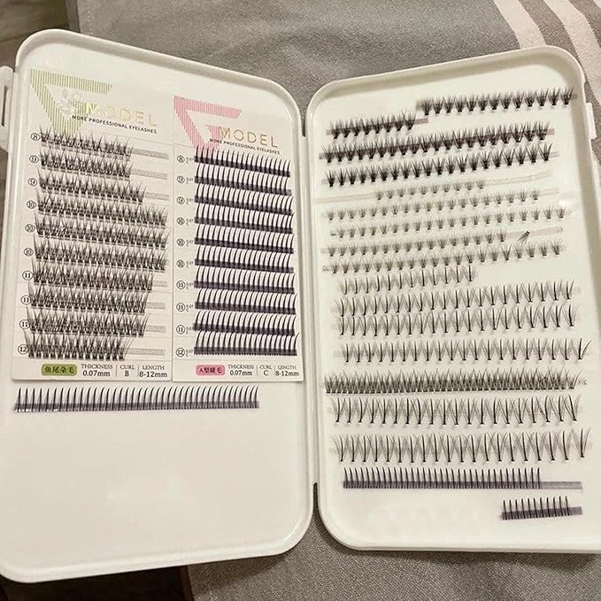 Empty Eyelash Storage Box,Eyelash Storage False Eyelash Display Box can Holds a large number of False Eyelashes Xmas Gift for Girls Makeup Lovers (White)
